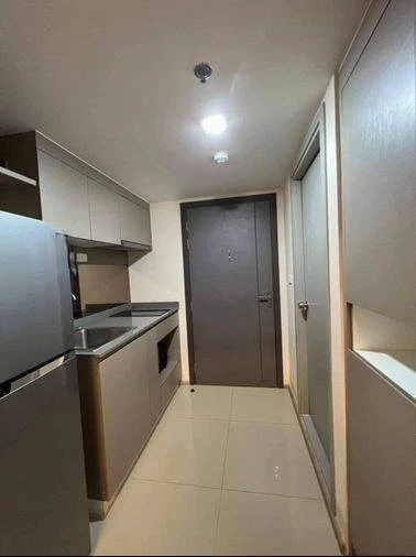 For sale or rent: Ideo New Rama 9 condo, ready to move in, fully furnished, amazing price. Book now, don't wait!