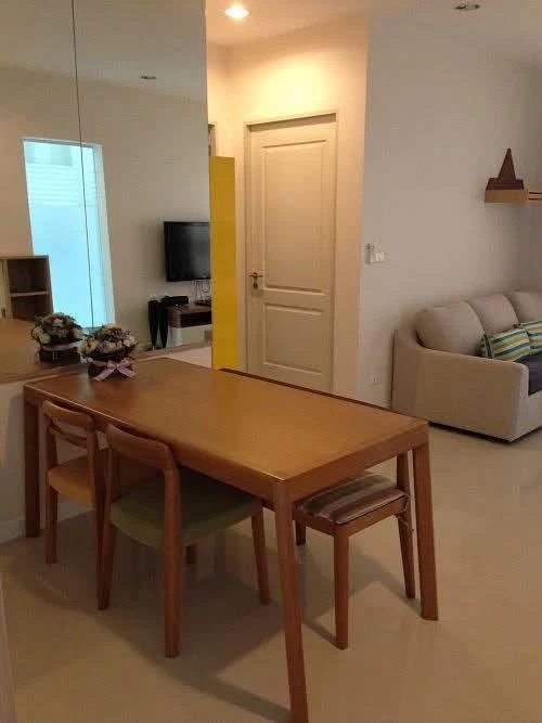 ขาย ให้เช่าคอนโด Q House Sathorn ห้องพร้อมอยู่ เฟอร์ เครื่องใช้ไฟฟ้าครบ พื้นที่ใช้สอยจุใจ ราคาคุ้ม มาจับมาจองเลย