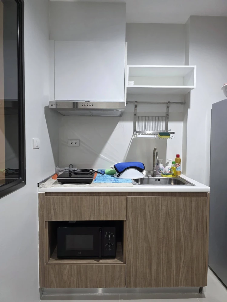 Condo for sale or rent at The Stage Taopoon Interchange. Move-in ready, fully equipped with amenities—book yours now!