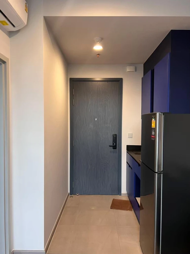 For sale or rent: XT Ekkamai condo, fully furnished with built-in furniture, ready to move in. Comfortable and well-proportioned. Book now!