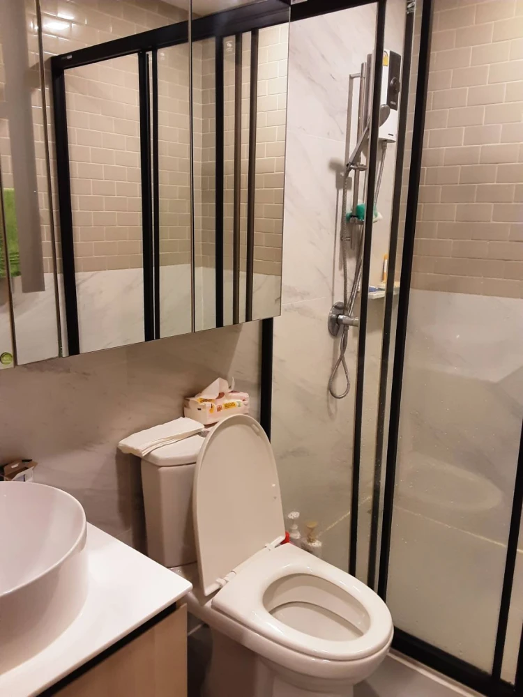 Condo for sale, XT Phayathai, corner room, definitely quiet, plus a furnished room ready to move in, just drag your bags and move in.