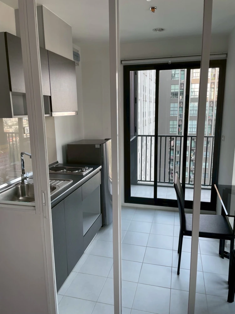 Condo for sale, The Base Rama 9 - Ramkhamhaeng, corner room, beautiful views on both sides, near the train, hurry up, don't miss it!!