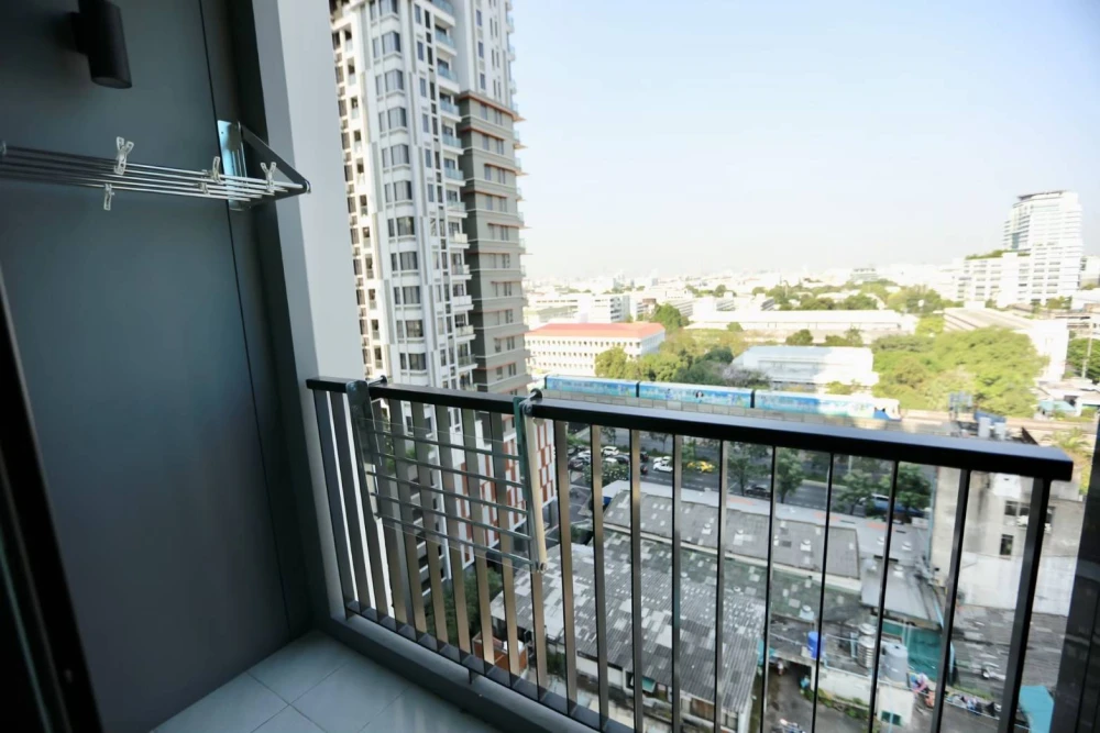 Sell, rent, urgent!! Condo Rhythm Rangnam, built-in furniture, decorated, ready to move in immediately!!