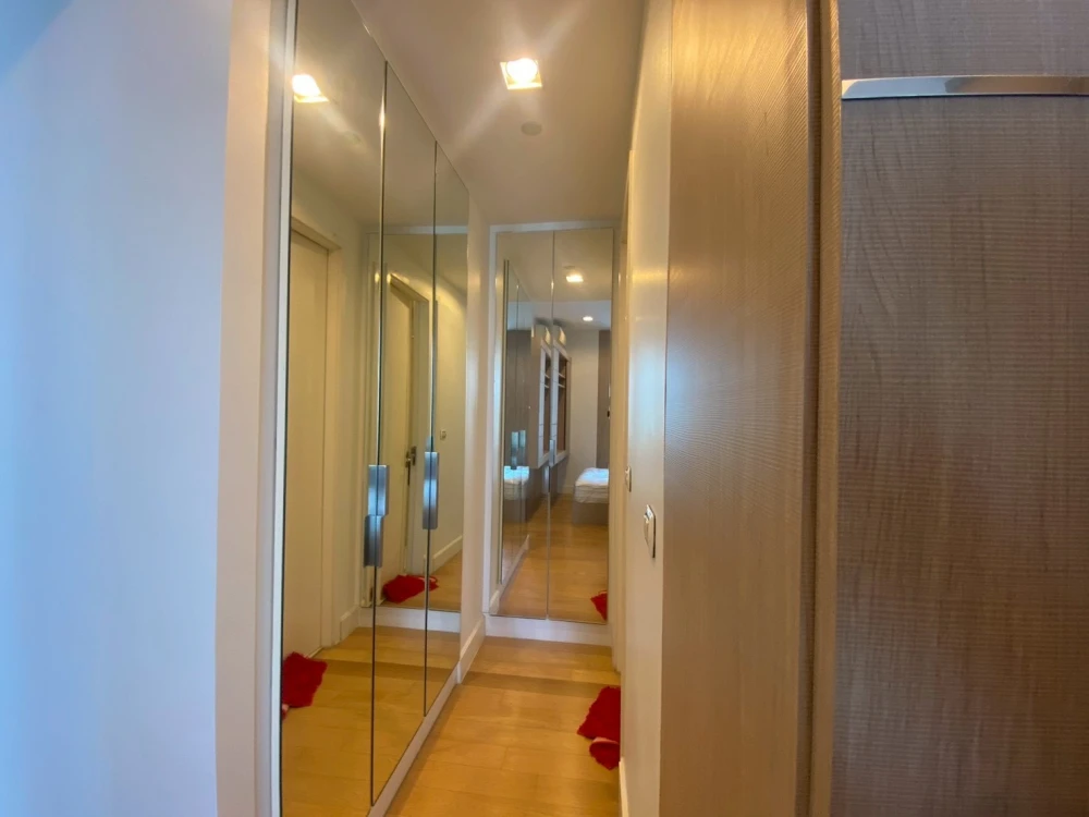 Urgent sale or rent!! Condo Equinox Phahon-Vipha, room number 345/381, good condition room, fully furnished, don't miss it!!