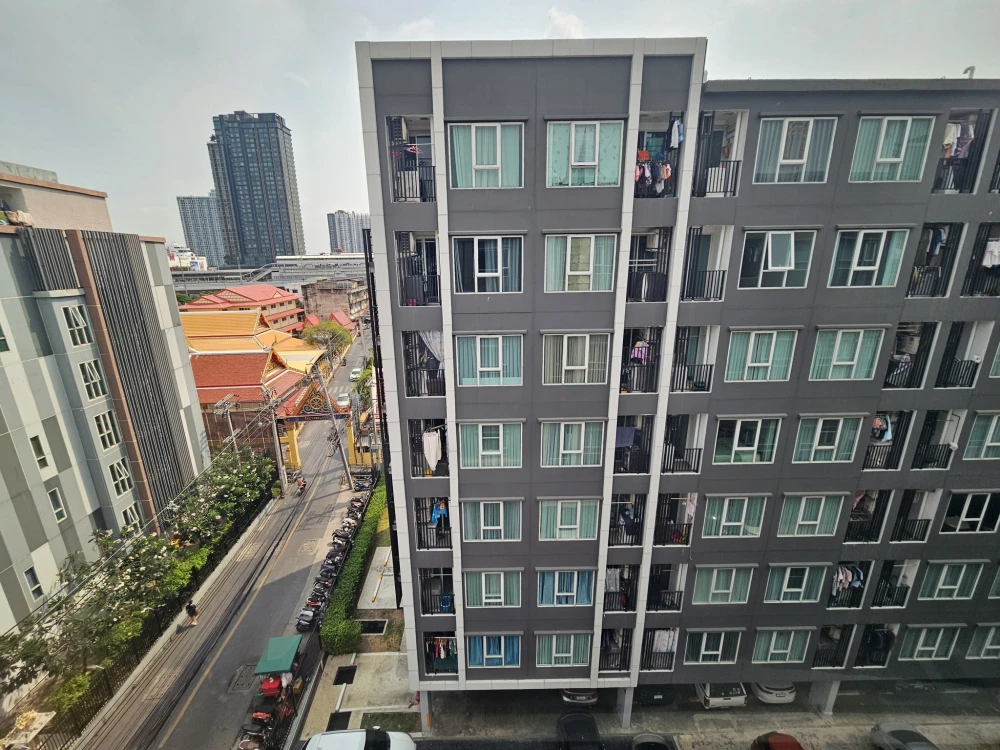 ขาย ไรย์ ตลาดพูล ชั้น 7 ห้องริมสุด ฝั่งถนน ขนาดใหญ่กว่าปกติ ตกแต่งโทนสีน้ำเงินดูสุขุม สนใจรีบจองเลย
