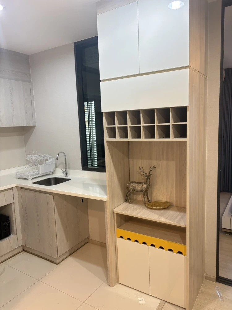 Sell Life Pinklao, 12th floor, pool view Complete facilities You can carry your bag and move in.