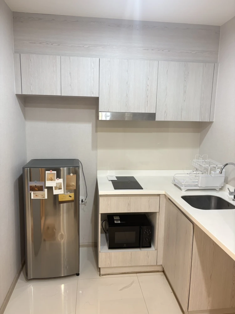 Sell Life Pinklao, 12th floor, pool view Complete facilities You can carry your bag and move in.