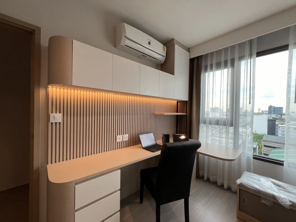 ขายด่วน!! คอนโด ไลฟ์ สาทร - เซียร์ร่า ห้องสวย บิ้วอินแนว Luxury- Modern สวยมาก พร้อมอยู่ จองเลย!!