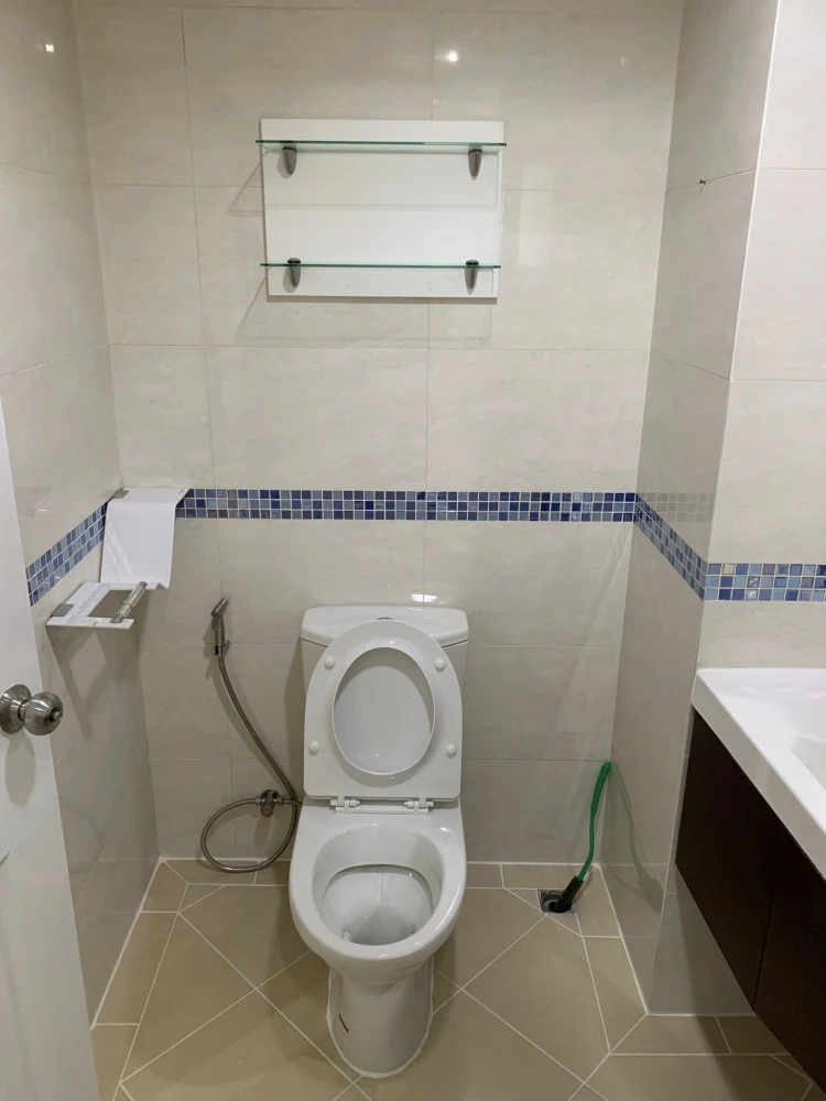 For sale: Life @ Ratchada-Huai Khwang, plenty of usable space, comfortable living, not cramped, complete electrical appliances, interested in booking