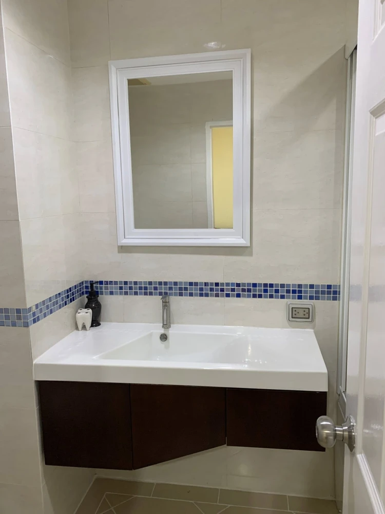 For sale: Life @ Ratchada-Huai Khwang, plenty of usable space, comfortable living, not cramped, complete electrical appliances, interested in booking