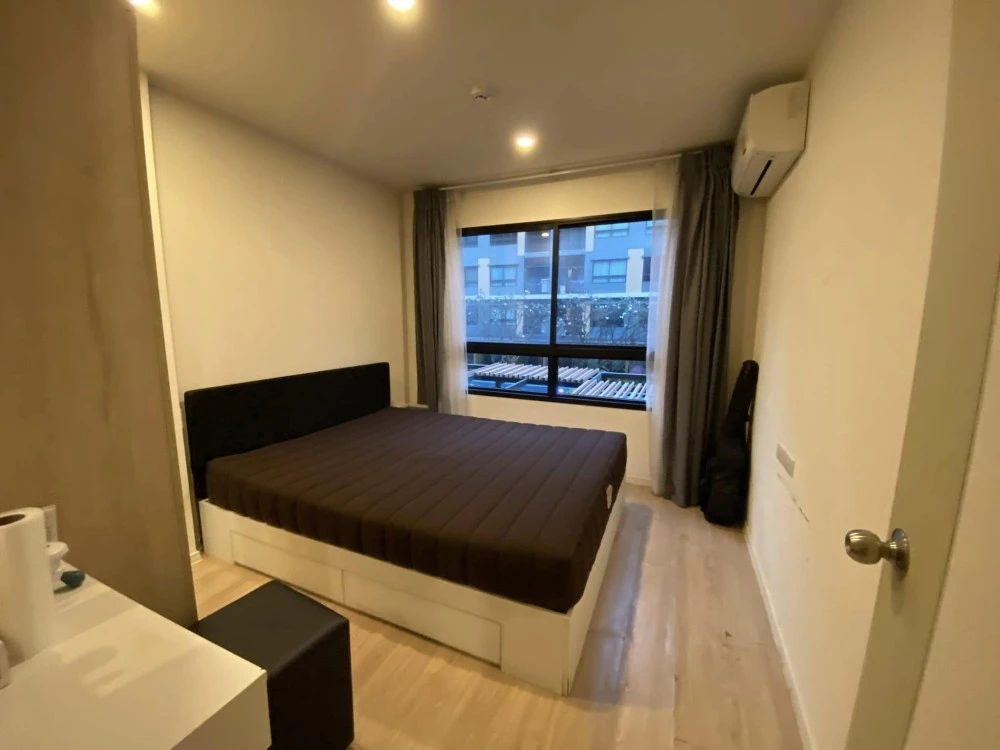 For sale: I Condo Green Space Sukhumvit 77, corner room, next to fire escape, swimming pool view, hurry and reserve before you miss out.