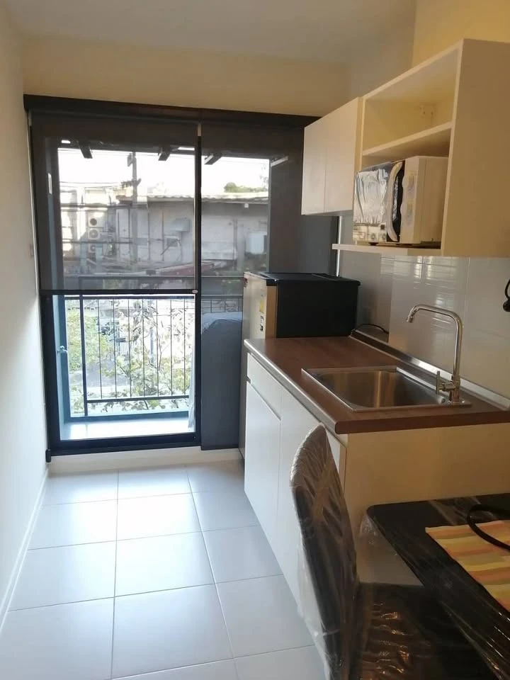 For sale: Icondo Green Space Sukhumvit 77, room with morning sun, no sun in the afternoon, complete with furniture and appliances. Must reserve like t