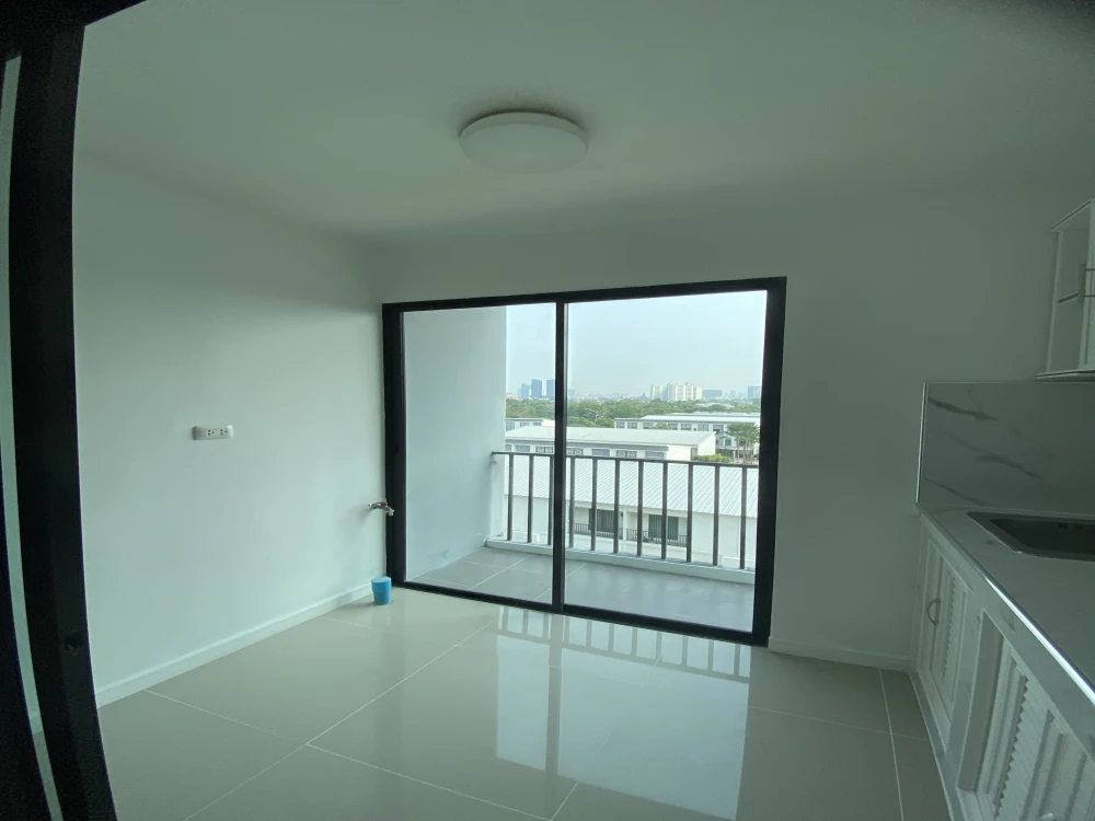 For sale: I Condo Ngamwongwan, open and comfortable view. Full facilities, reserve now quickly.