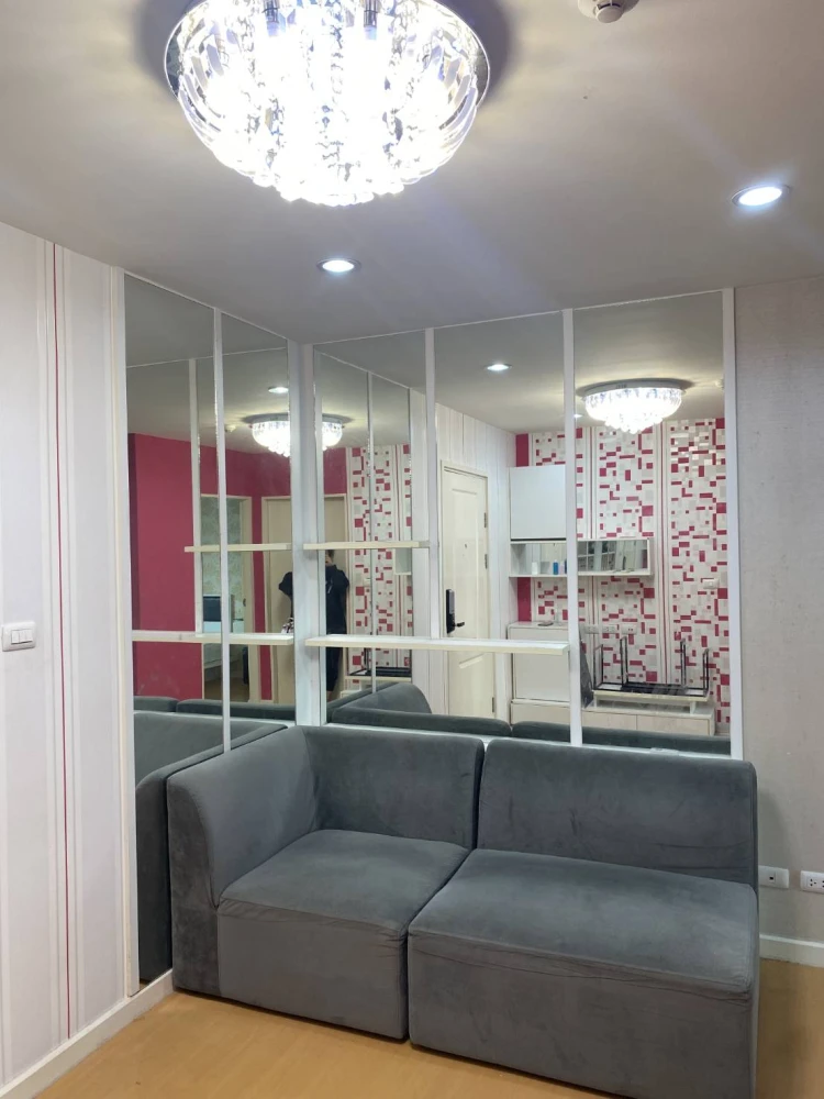 Selling icons for sanitary ware, 2 floors, high, good looking The view is open, not blocking, good direction, the room is not hot, the wind passes comfortably slowly