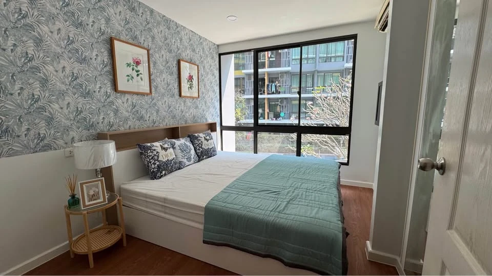 For sale: I Condo Sukhumvit 103, super chill swimming pool view, beautifully decorated, ready to live in. Hurry, it will be gone soon.