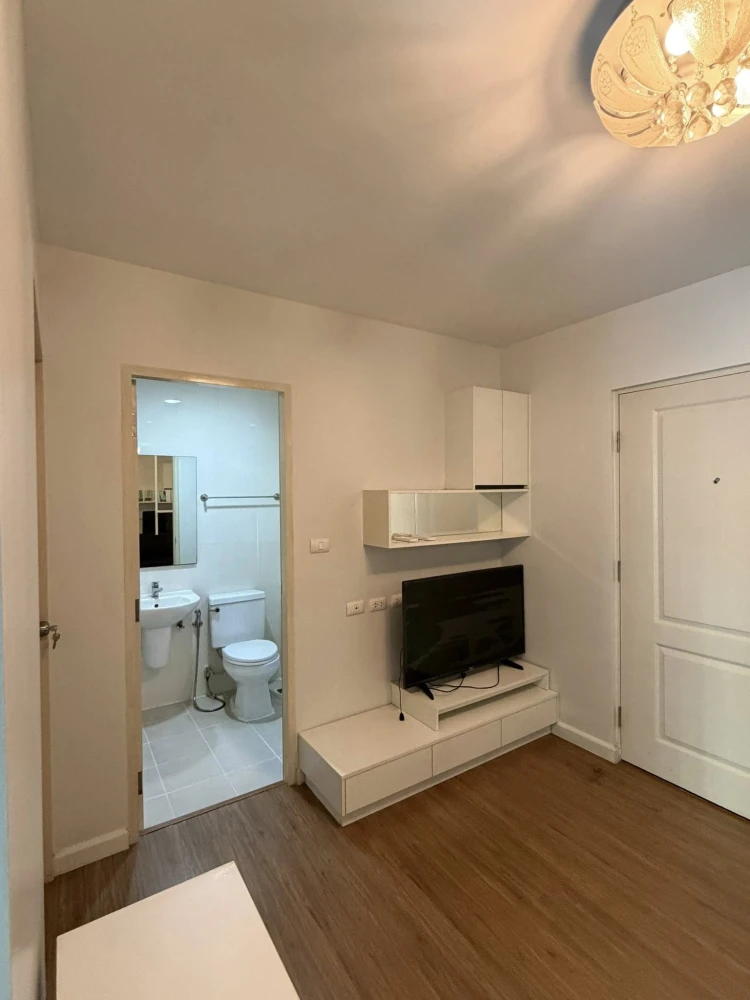 Selling iCondo Sukhumvit 105, Building A2, 2nd floor. Spacious unit, comfortable living space. Reserve now to secure your unit.
