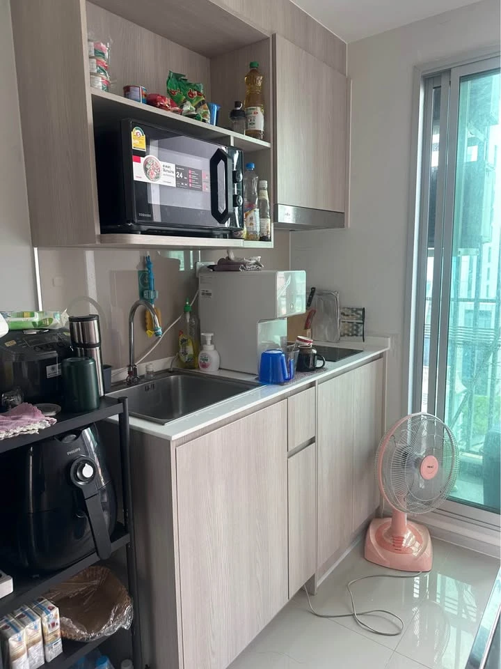 For sale: Ideo Charan 70 - Riverview, fully furnished, just bring your bags and you're ready to move in. Hurry and book before you miss out.