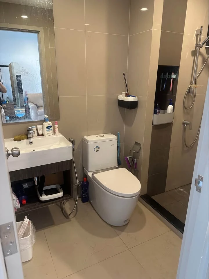 For sale: Ideo Charan 70 - Riverview, fully furnished, just bring your bags and you're ready to move in. Hurry and book before you miss out.