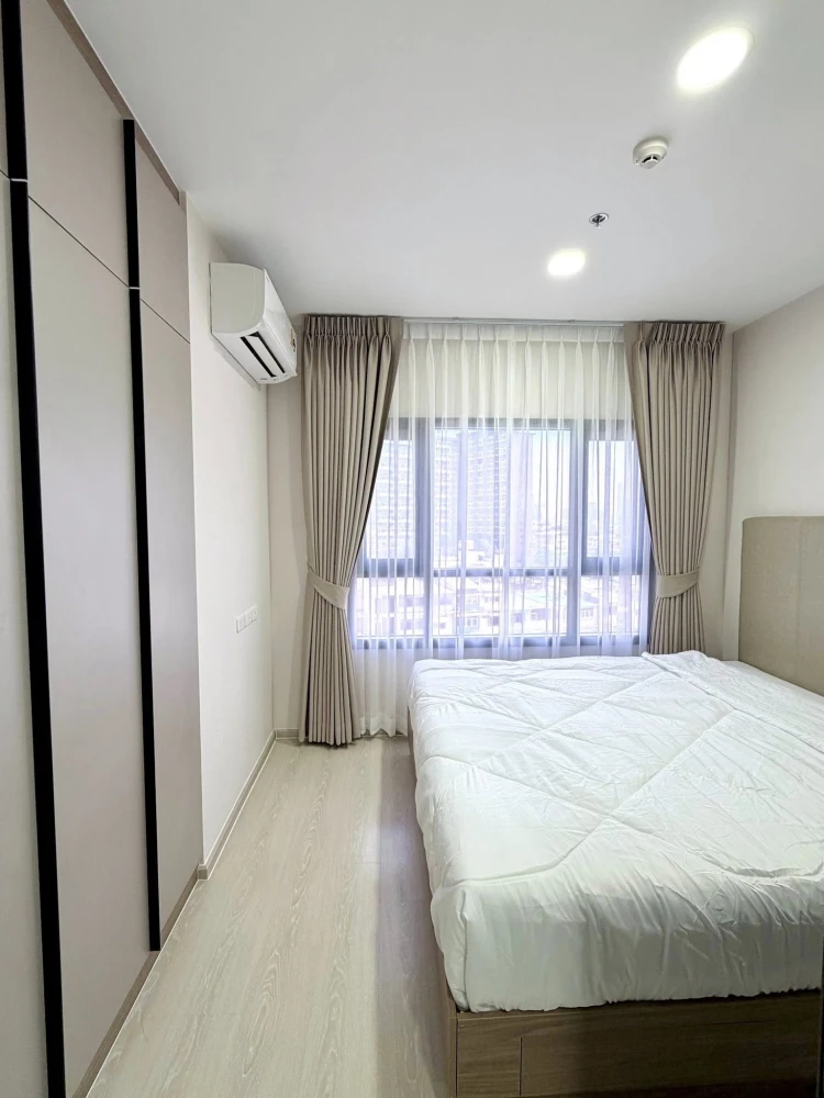 For sale: Ideo Tha Phra-Interchange condo, fully furnished and ready to move in. Just bring your personal belongings. Don't miss out!
