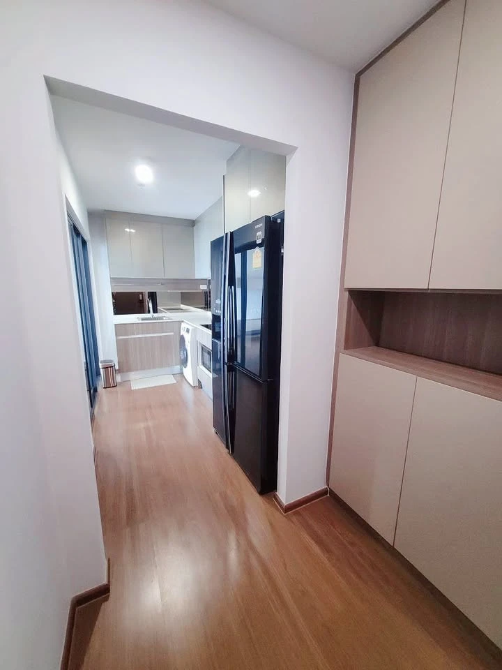 For sale Ideo Phahon-Chatuchak, 2 bedrooms, 23rd floor, good corner, privacy. Hurry and reserve yours now.
