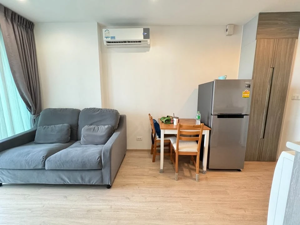 For sale: Ideo Sathorn-Tha Phra, open and airy city view, very comfortable to look at, fully furnished, book now, don't hesitate.