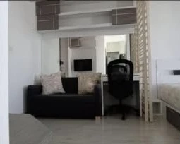 For sale: Ideo Mobi Sukhumvit, studio unit, very high floor, nano tile floor. Reserve now, don't delay.