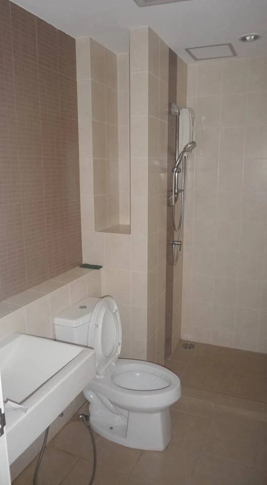 Ivy River Ratchaburana condo for sale. Stunning river view, fully furnished, and complete amenities. Book now!