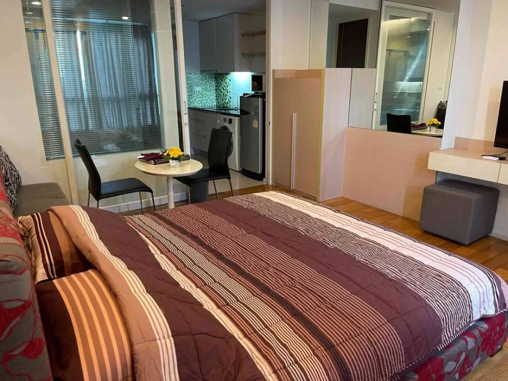 Condo for sale, 15 Sukhumvit Residences, ready to move in room complete facilities Hurry up to reserve it.