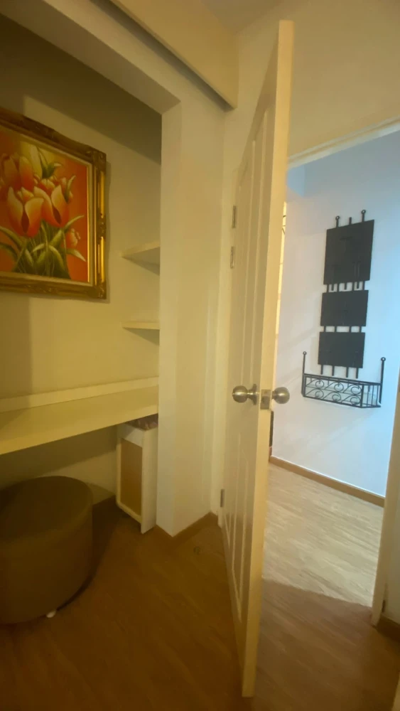 Condo for sale at A Space Asoke-Ratchada: corner unit on the 6th floor of Building B, facing the swimming pool. Available at a special price—buy now!