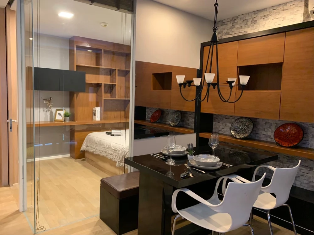 ขายคอนโด Abstracts Sukhumvit 66/1 ห้องมุม 2 ห้องนอน 2 ห้องน้ำ | วิวสระ มาจับมาจองเลยจ้า อย่าลพาด