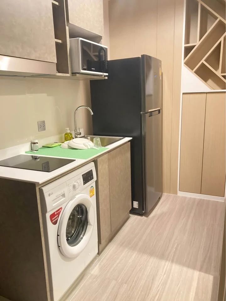 Condo for sale Aspire Erawan Prime, fully furnished, beautifully decorated, ready to move in, great price, come and own it now.