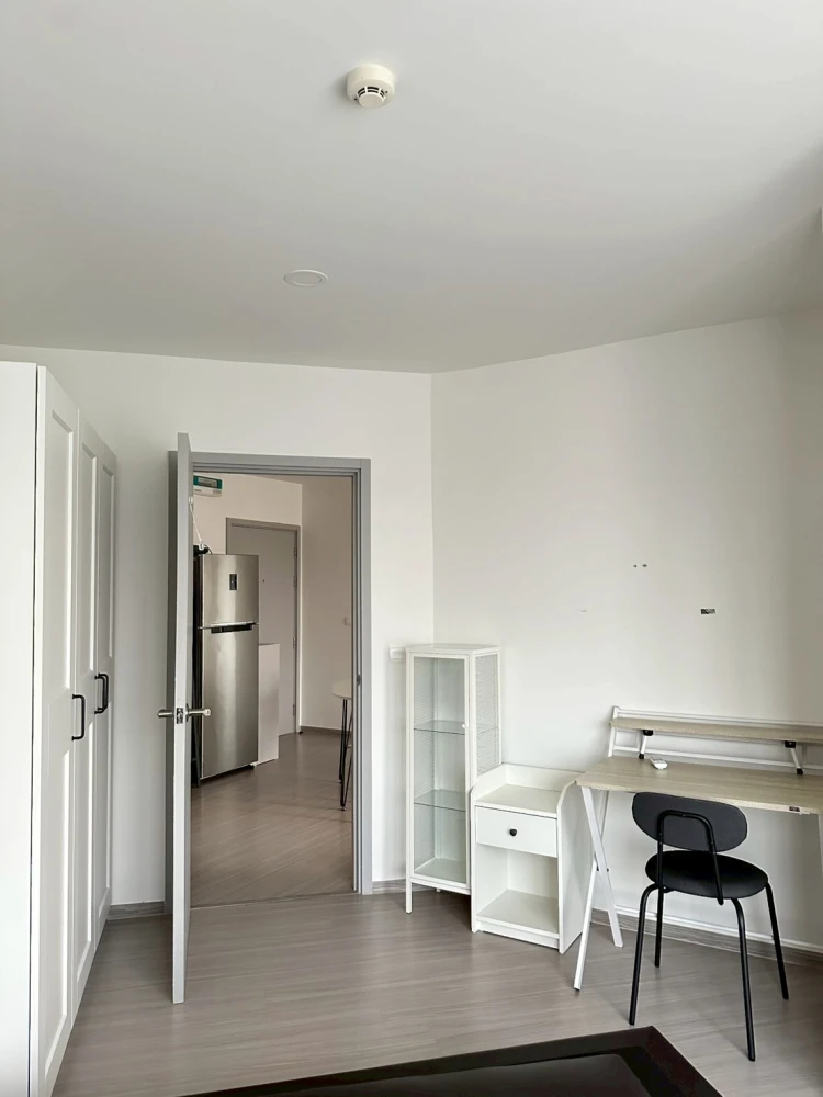 Condo for sale Aspire Sukhumvit-On Nut 2 bedrooms, 6th floor, beautiful view, fully furnished, come and own it.