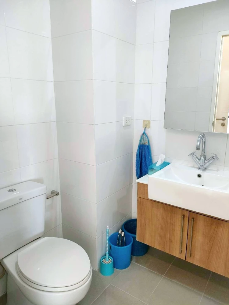 Condo for saleor rent, Blocs77, 26th floor, high view, comes with complete facilities, come and own it today.