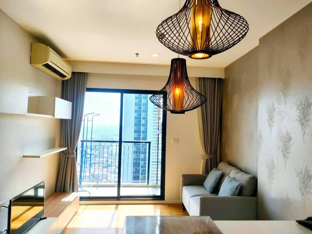 Condo for saleor rent, Blocs77, 26th floor, high view, comes with complete facilities, come and own it today.