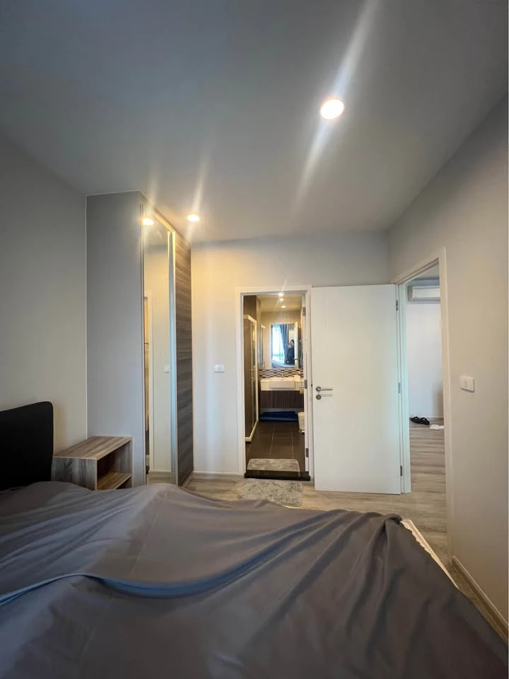 Condo for sale at Centric Ari Station, high floor, room location is above the swimming pool, this floor has few units, private, quiet, not crowded, bu