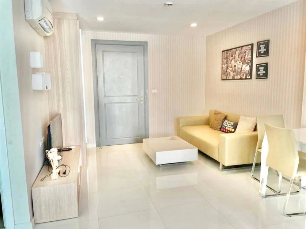 Condo for sale, Elements Srinakarin, well-partitioned room, great price, everything here, hurry and reserve now, don't miss out.