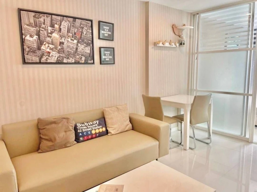 Condo for sale, Elements Srinakarin, well-partitioned room, great price, everything here, hurry and reserve now, don't miss out.