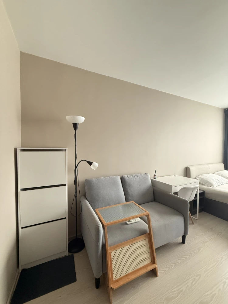 Selling Elio Del Nest condo, corner unit, private, 6th floor, city view, unobstructed view, fully furnished, functional living space. Buy now!