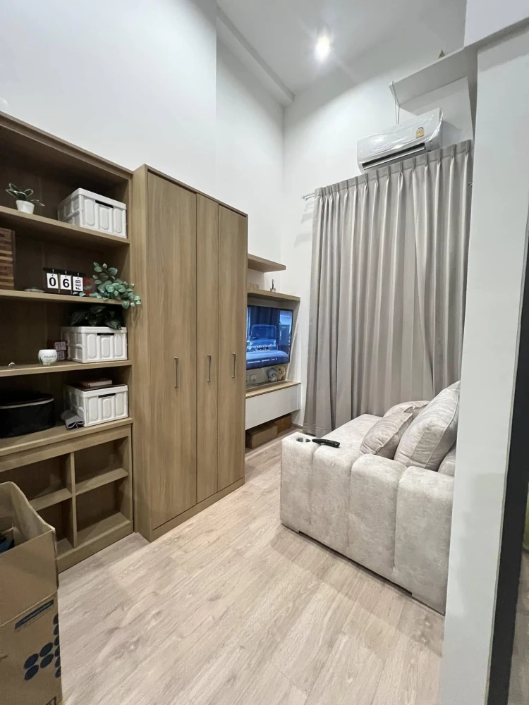 Condo for sale IDEO Asoke-Rama 9, nice room, comes with lots of usable space, come and reserve now, don't wait.