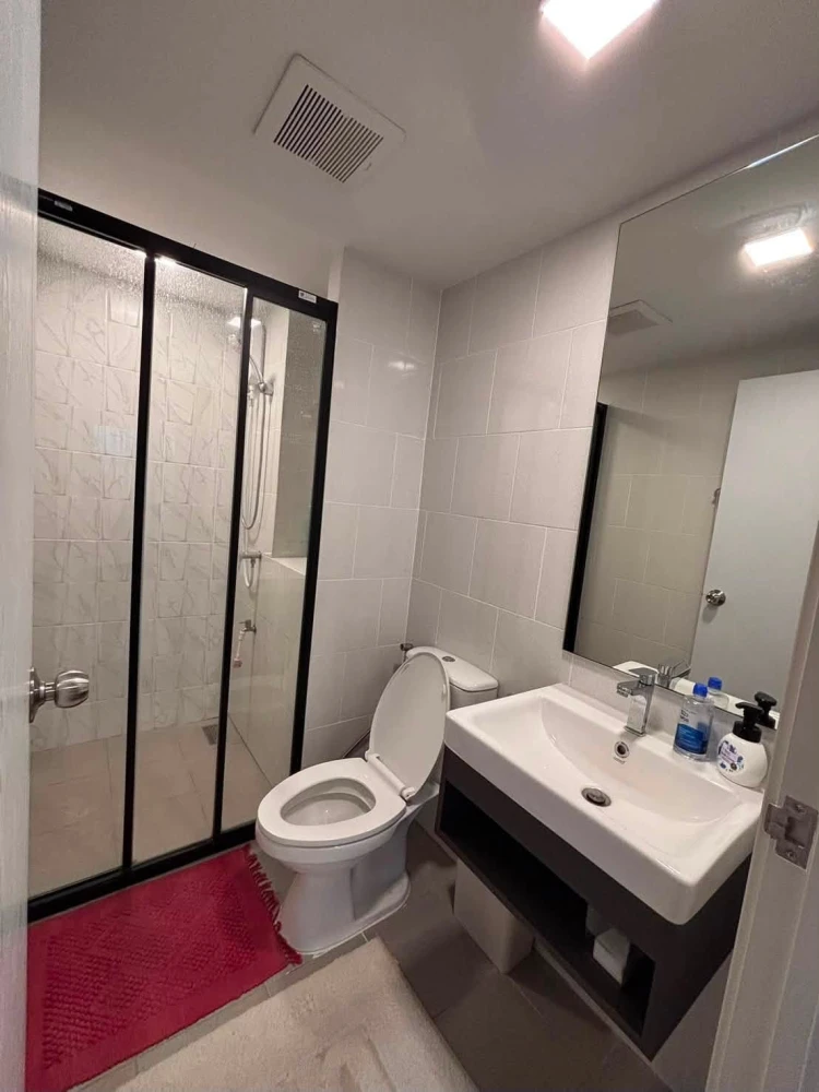 Selling a Kave AVA condo, 1 Bedroom with walk-in closet, beautifully decorated and ready to move in. Book now, don't miss out!