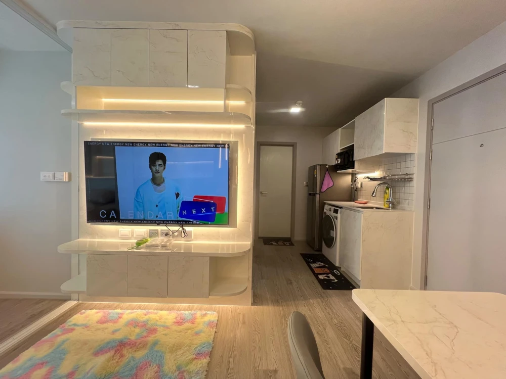 Condo for sale Kave Island, Building F, 6th floor, middle view of the pool, built-in furniture, very cool, buy now, don't miss out.