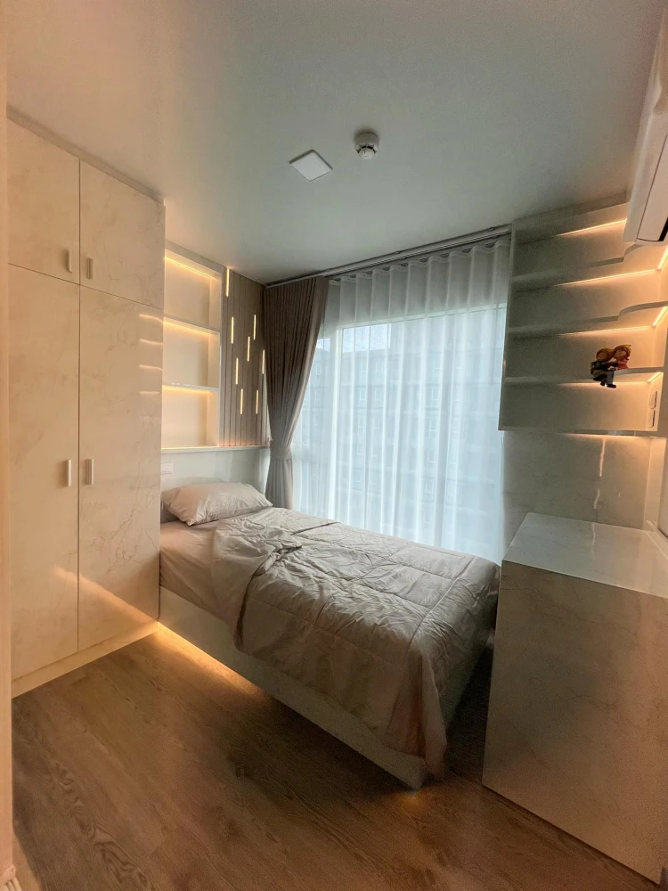Condo for sale Kave Island, Building F, 6th floor, middle view of the pool, built-in furniture, very cool, buy now, don't miss out.