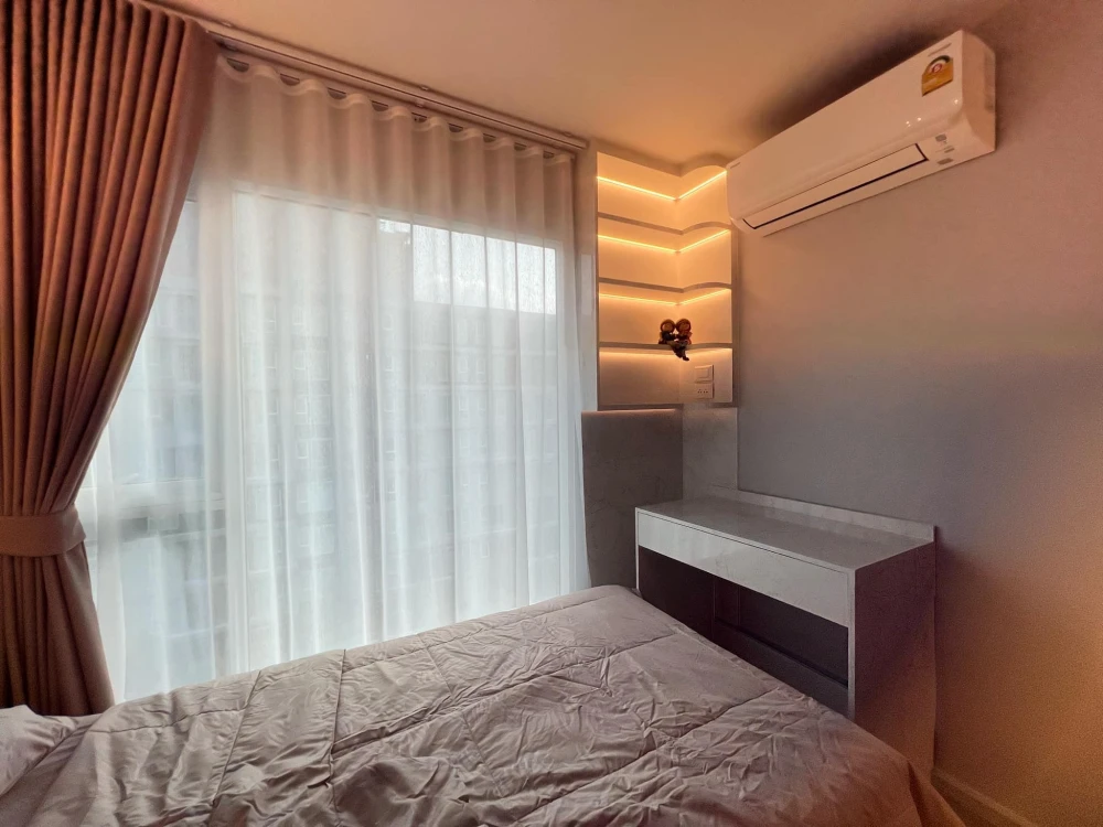 Condo for sale Kave Island, Building F, 6th floor, middle view of the pool, built-in furniture, very cool, buy now, don't miss out.