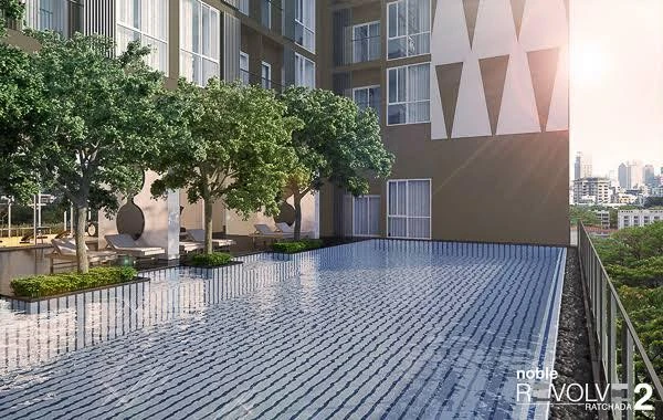 Condo for sale: Noble Revolve Ratchada 2, high-rise view room, fully-built-in throughout the room, complete facilities. You'll regret it if you miss o