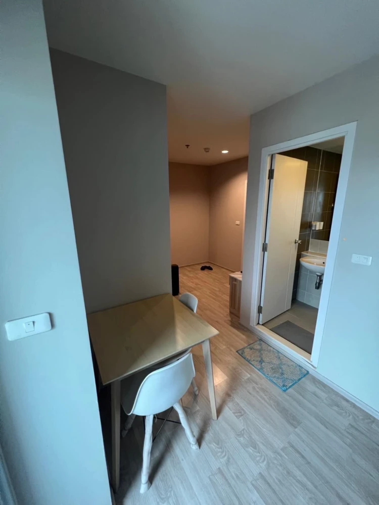 Condo for sale Plum condo Ramkhamhaeng station, 27th floor, beautiful city view, comes with a very good price, must hurry to reserve.