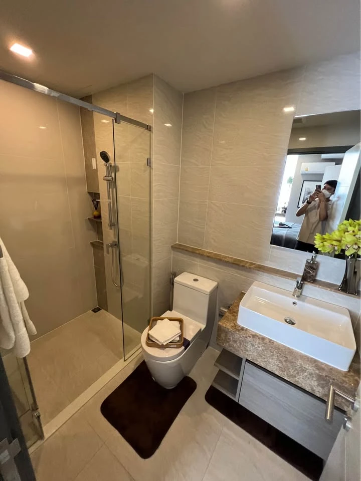 Condo for sale/rent: Quintara Treehaus Sukhumvit 42. A lovely room with a balcony, airy and spacious. Plus a special price. Hurry and reserve now!