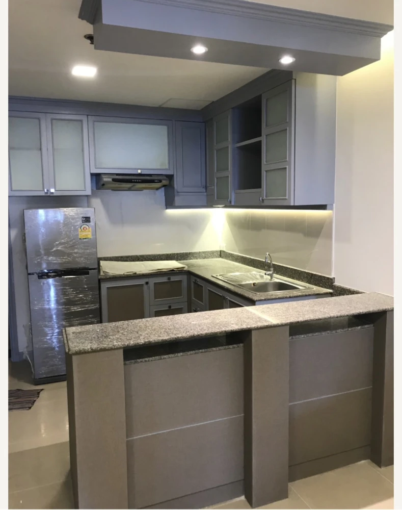 State Tower condo for sale, good looking room, color tone, easy to decorate Full set of furniture. You can reserve now. Hurry up.