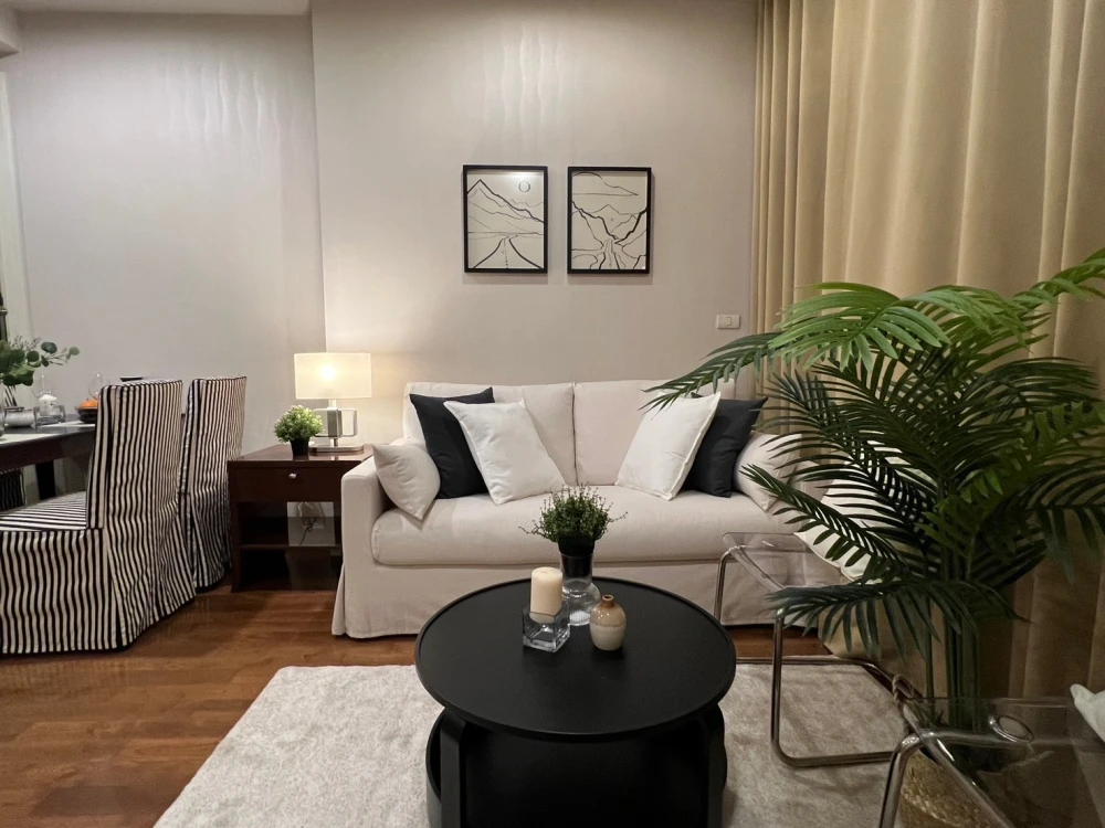 Condo for sale:rent The Address Chidlom, ready to move in, lots of usable space, great price, hurry and reserve.