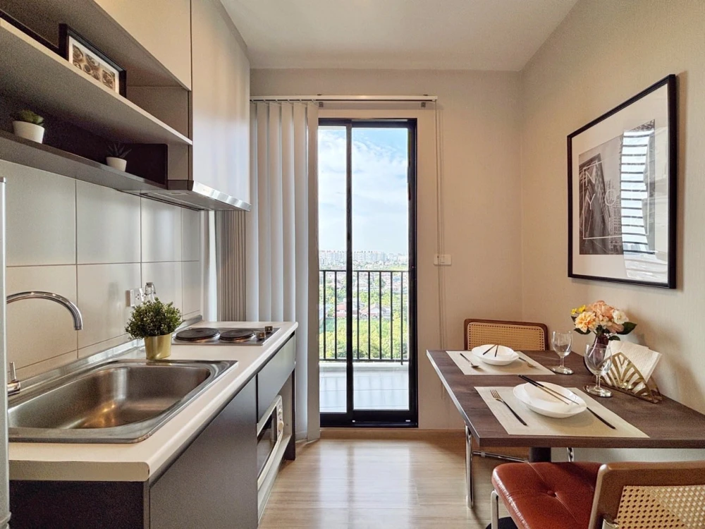 Condo for sale at The Base Chaengwattana. Fully furnished and ready to move in. Full facilities. Good price. Hurry and reserve now!
