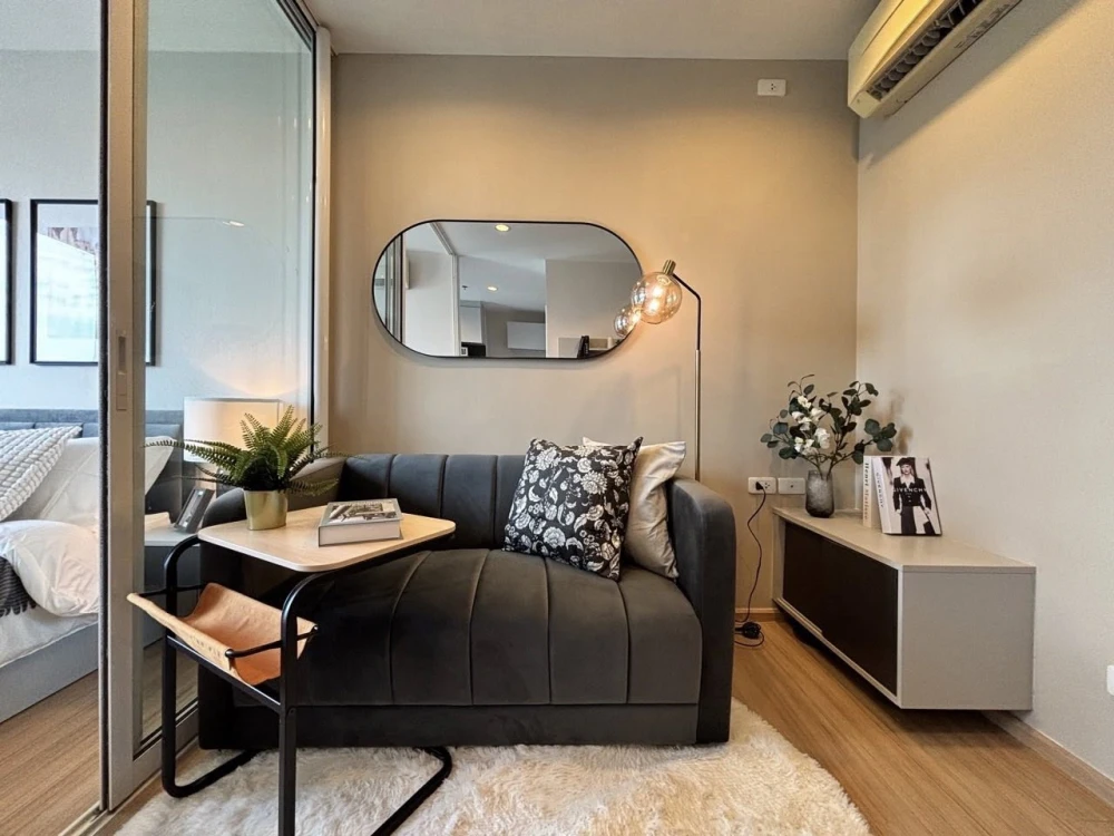 Condo for sale at The Base Chaengwattana. Fully furnished and ready to move in. Full facilities. Good price. Hurry and reserve now!